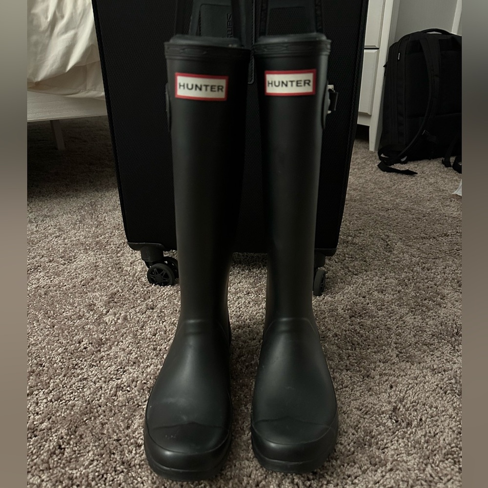31. Hunter Black tall Boots - Picture 7 of 8